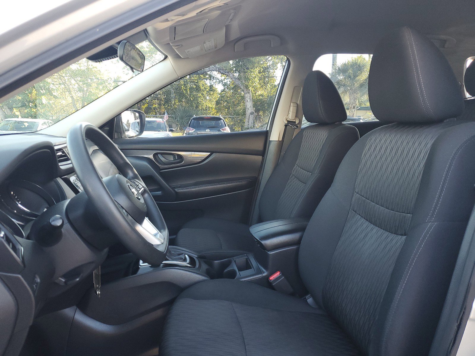 Certified 2019 Nissan Rogue S image 9