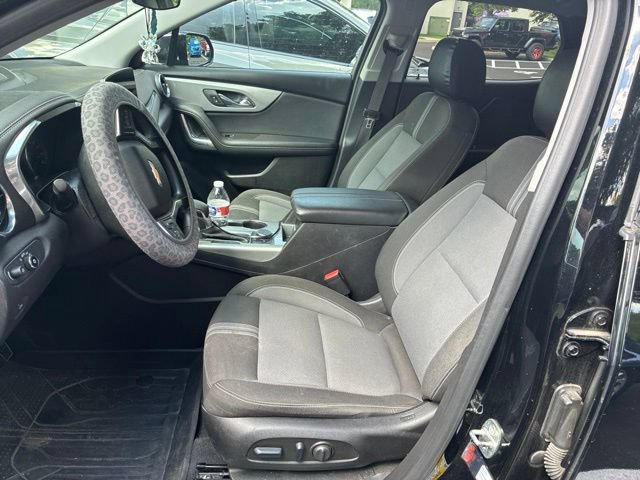Used 2023 Chevrolet Blazer LT w/ Driver Confidence Package FWD image 9