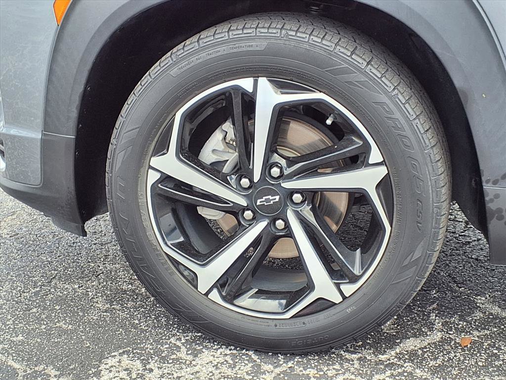 Used 2021 Chevrolet TrailBlazer RS w/ Sun and Liftgate Package image 27