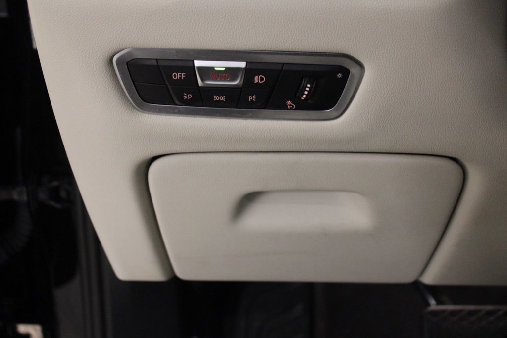 Used 2022 BMW X5 xDrive45e AWD/4WD image 22