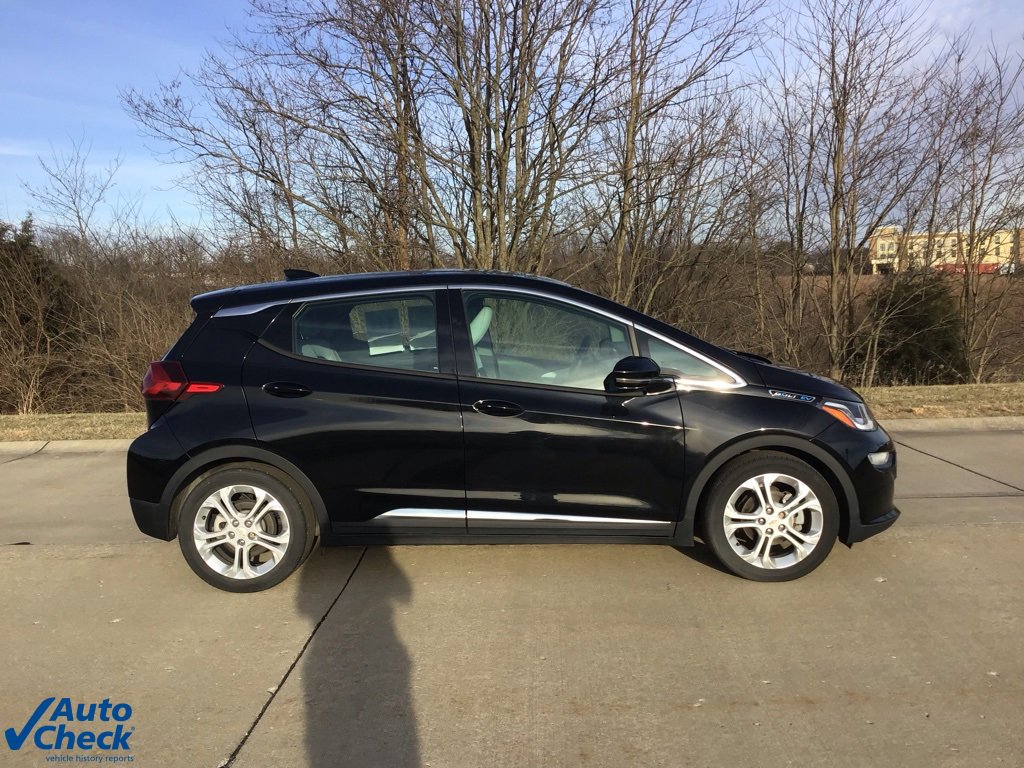 Used 2019 Chevrolet Bolt LT image 2