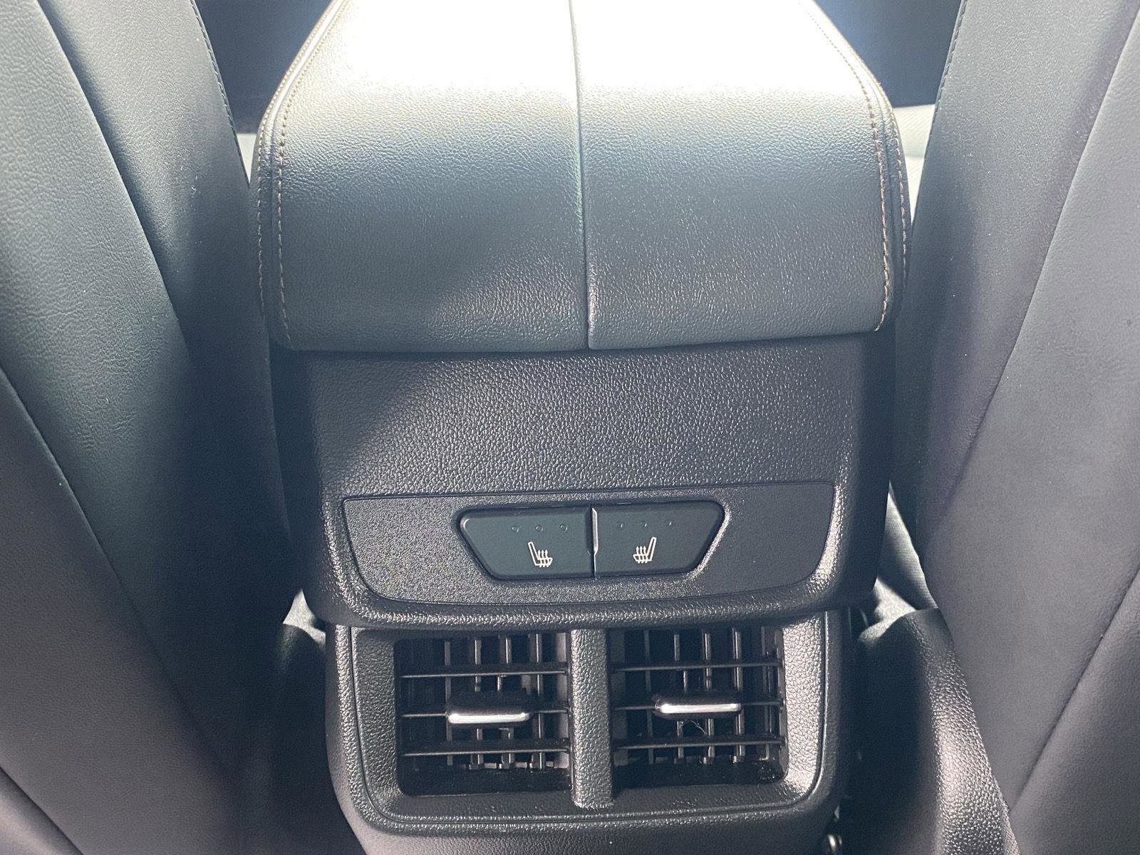 Used 2026 GMC Terrain AT4 w/ Convenience Package III AWD/4WD image 20
