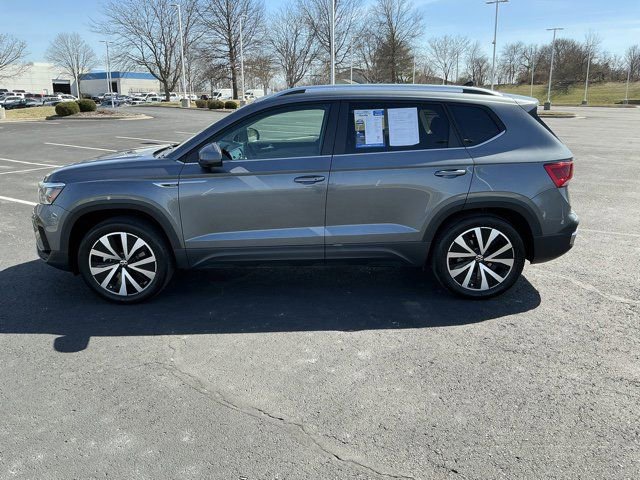 Used 2022 Volkswagen Taos SE image 10