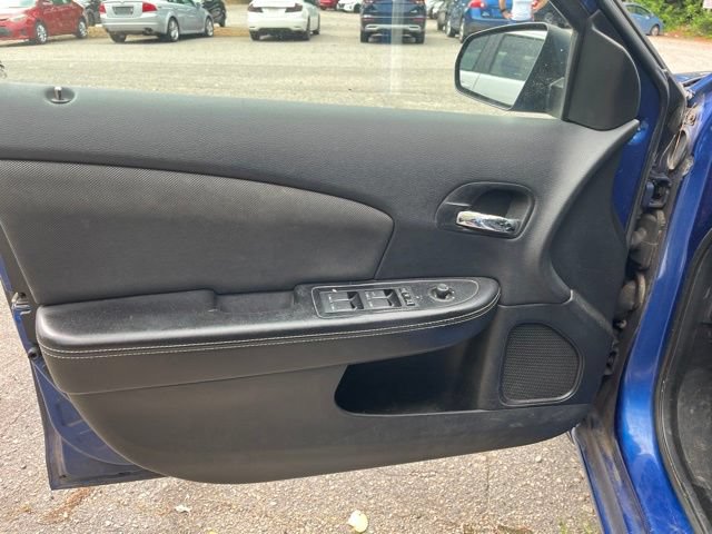 Used 2013 Dodge Avenger SE FWD image 14
