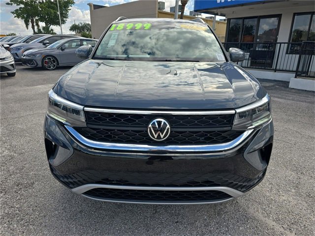 Used 2022 Volkswagen Taos SE image 6