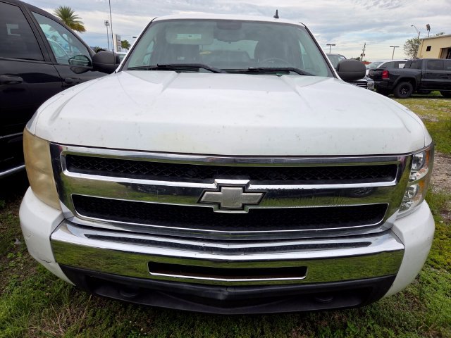 Used 2009 Chevrolet Silverado 1500 LT w/ Power Pack Plus AWD/4WD image 2