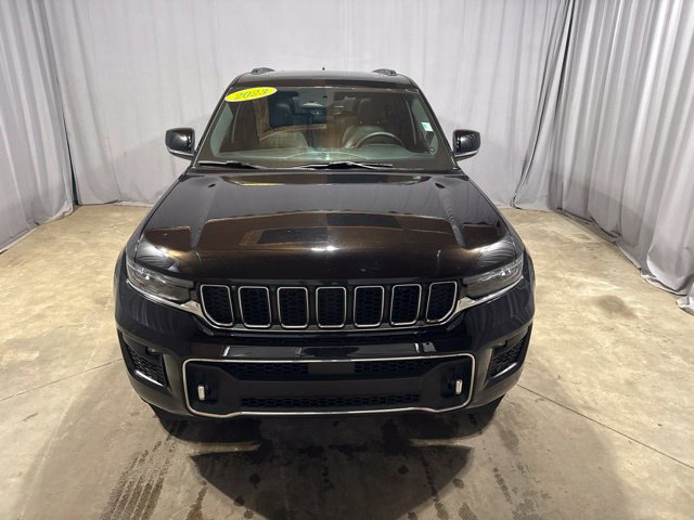 Used 2023 Jeep Grand Cherokee Overland AWD/4WD image 5