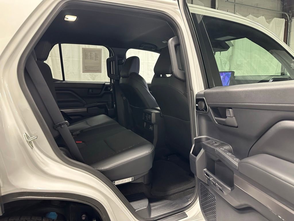 Used 2025 Toyota 4Runner TRD Off-Road Premium image 50