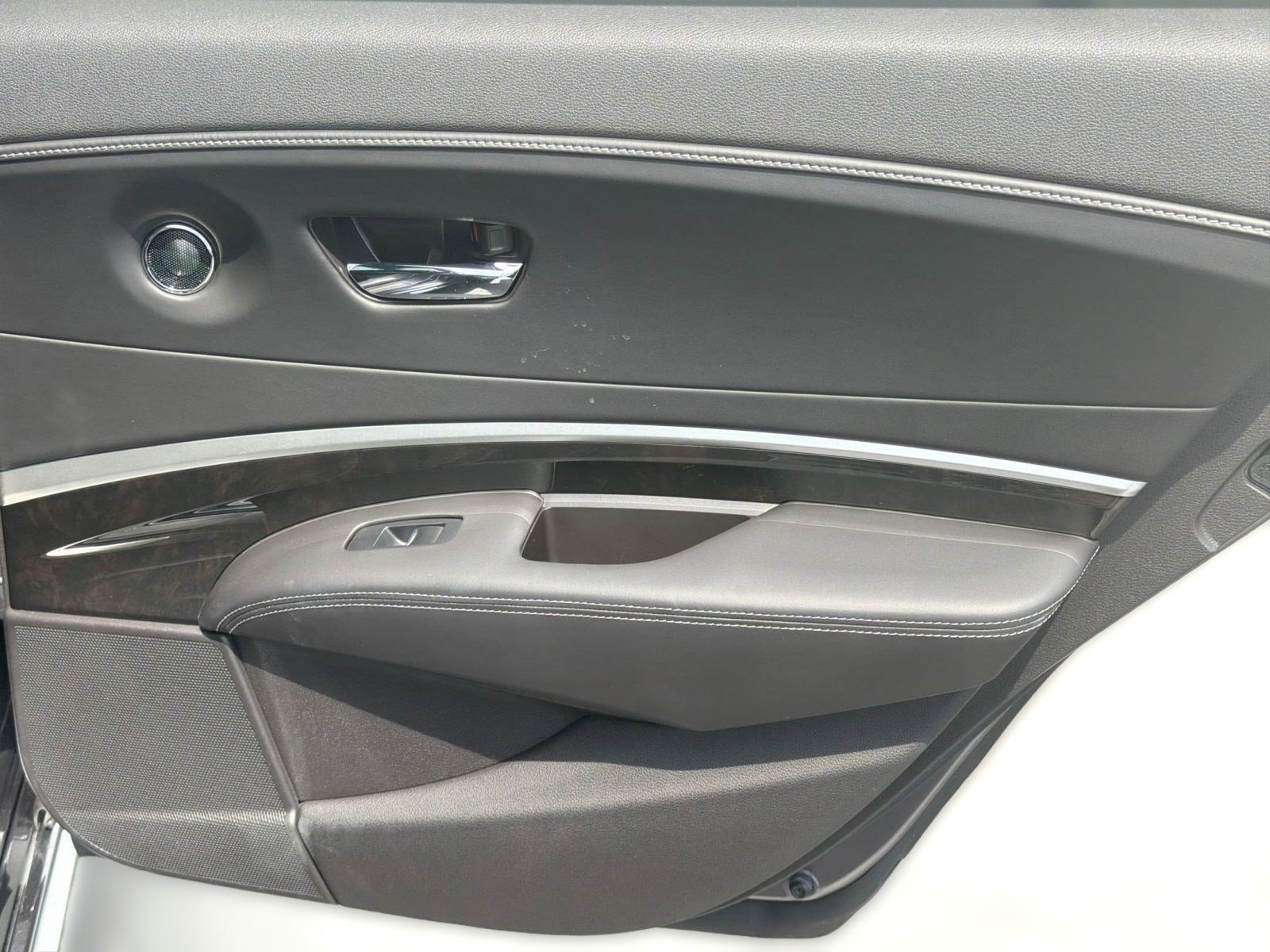 Used 2018 Acura RLX w/ Technology Package FWD image 24