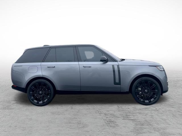 Certified 2023 Land Rover Range Rover SE image 4