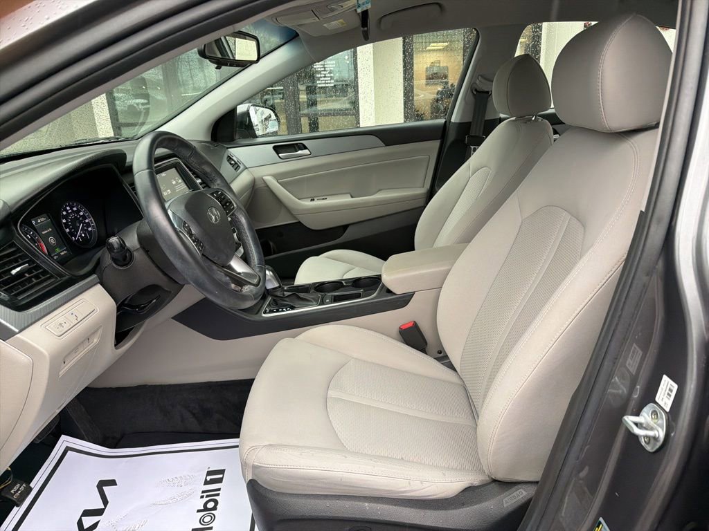 Used 2018 Hyundai Sonata SEL w/ Cargo Package image 28