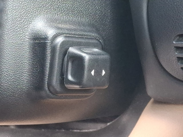 Used 2001 Chevrolet Corvette Coupe w/ Preferred Equipment Group2 image 24