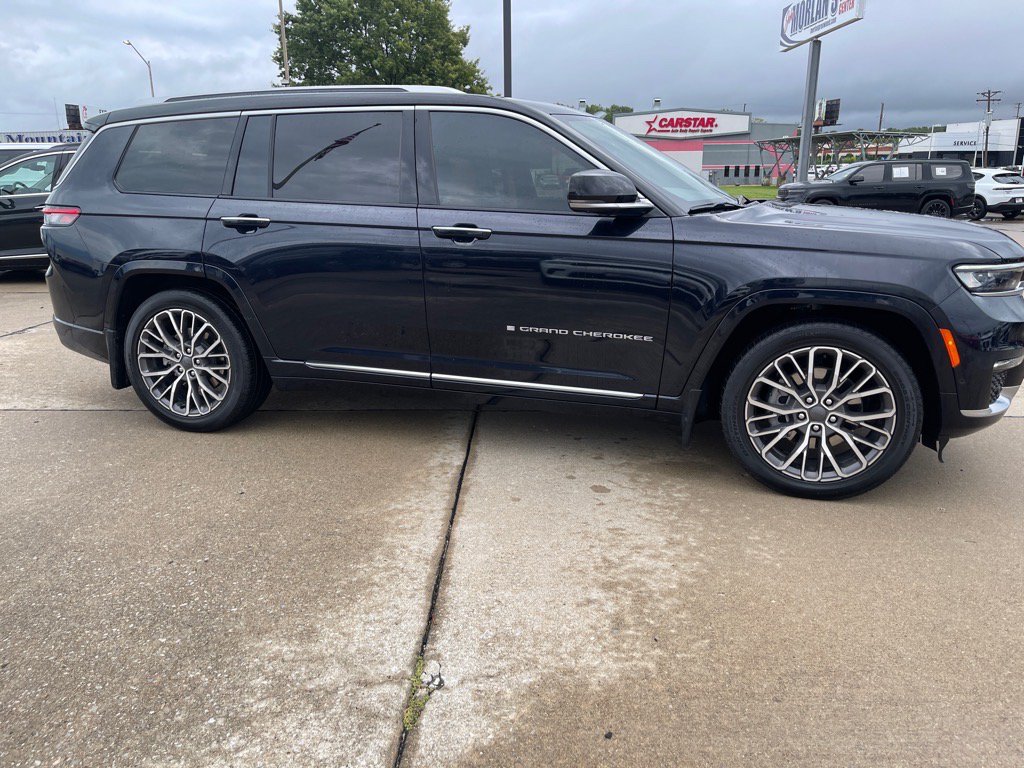 Certified 2023 Jeep Grand Cherokee L Summit AWD/4WD image 5
