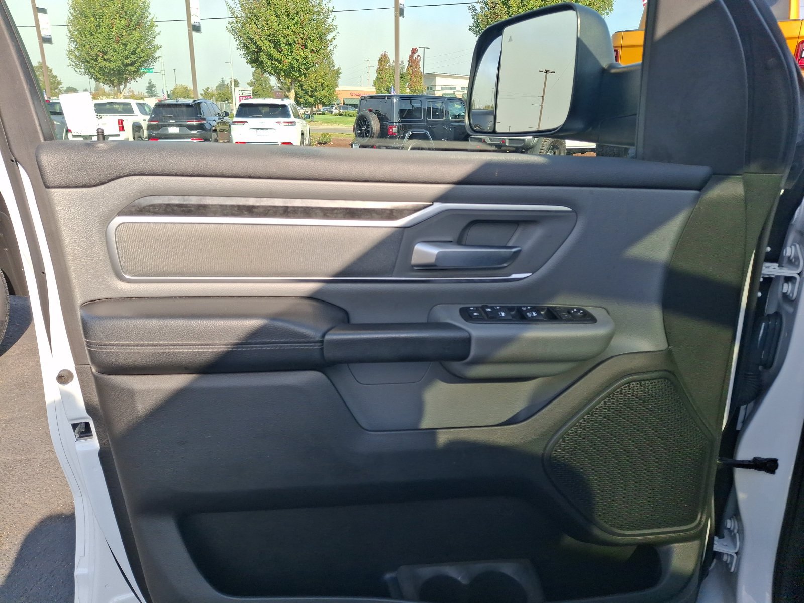 Certified 2019 RAM 1500 Big Horn AWD/4WD image 18