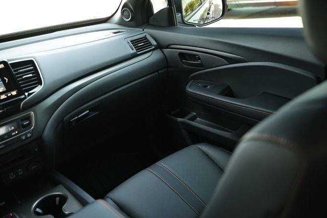 Certified 2025 Honda Ridgeline TrailSport image 32