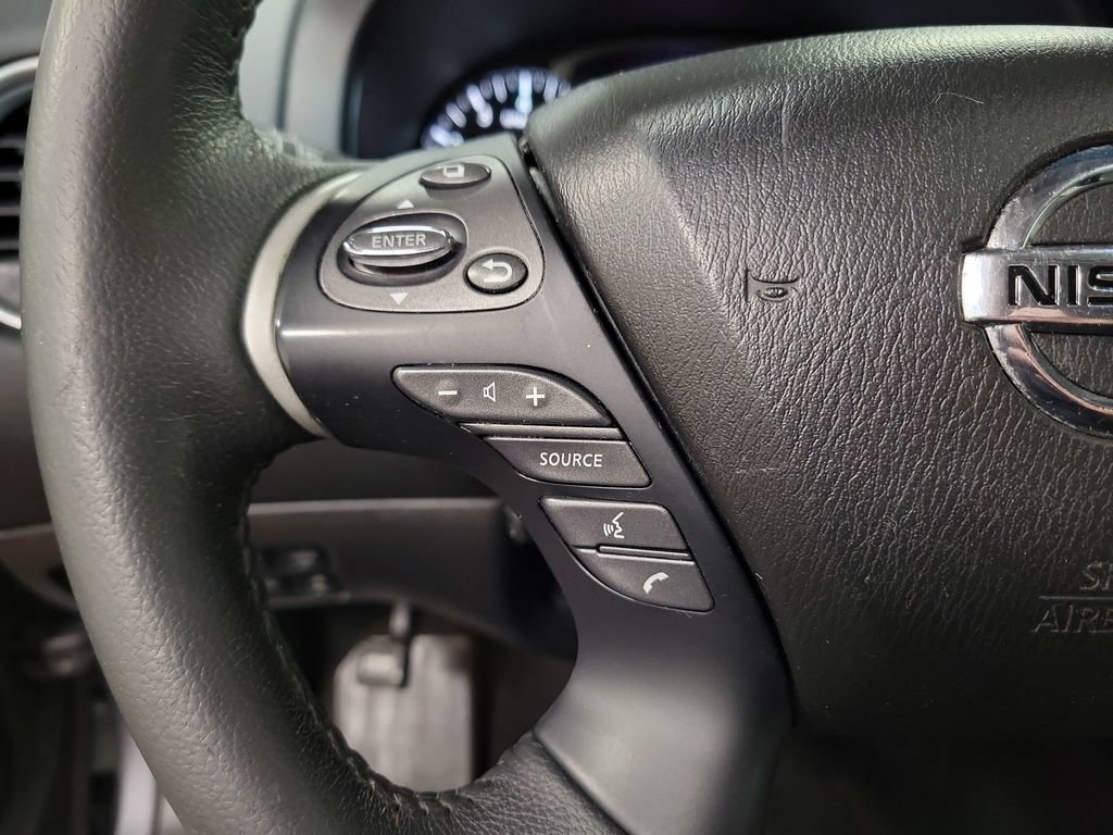Used 2016 Nissan Pathfinder Platinum AWD/4WD image 27