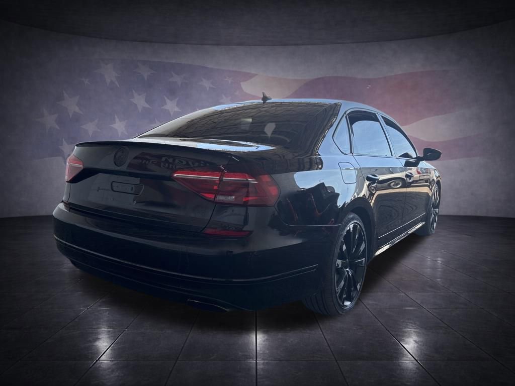 Used 2018 Volkswagen Passat 3.6 FWD image 5