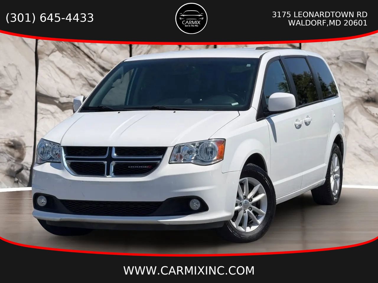 Used 2019 Dodge Grand Caravan SXT FWD image 1