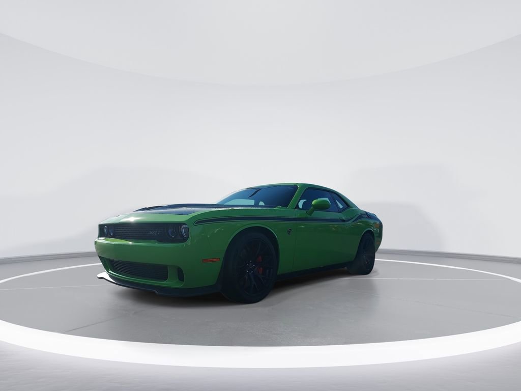 Used 2015 Dodge Challenger SRT Hellcat RWD image 4