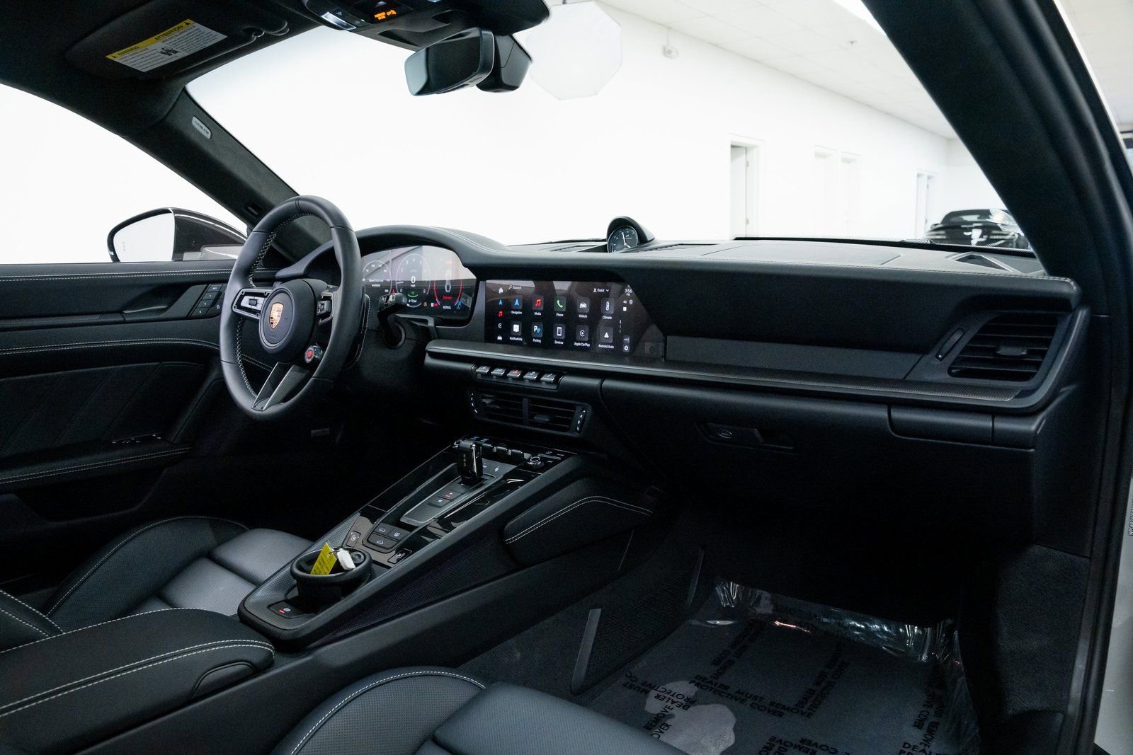 Used 2025 Porsche 911 Carrera 4 GTS image 29