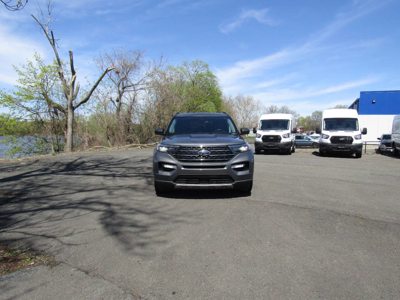 Used 2022 Ford Explorer XLT AWD/4WD image 10