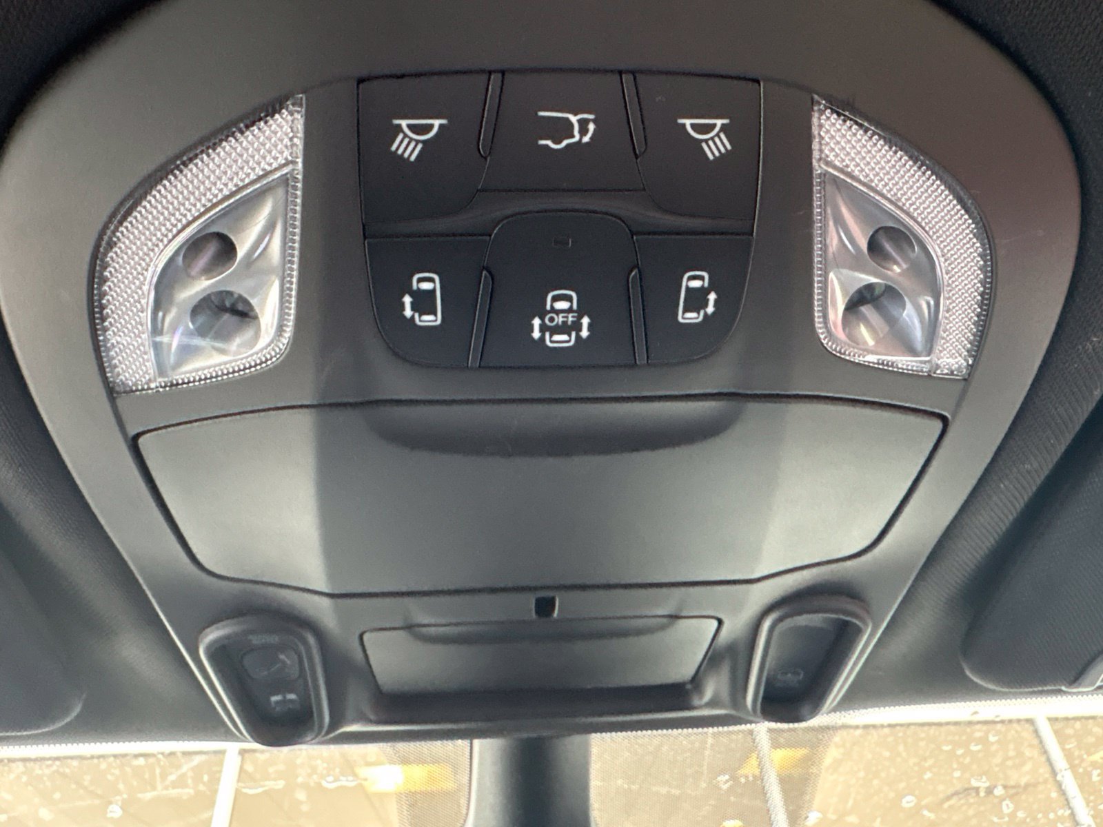 New 2027 Chrysler Pacifica Limited FWD image 25