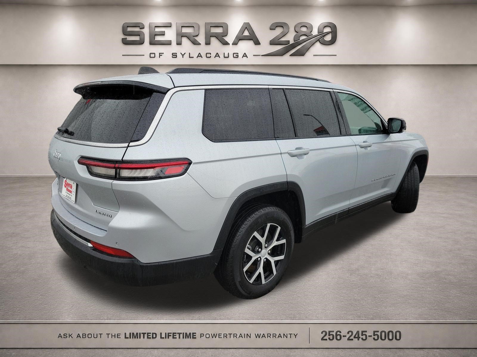 Used 2024 Jeep Grand Cherokee L Limited w/ Luxury Tech Group II AWD/4WD image 5