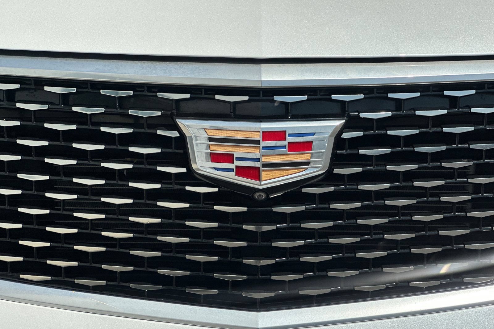 Used 2024 Cadillac XT6 Premium Luxury w/ Technology Package FWD image 40