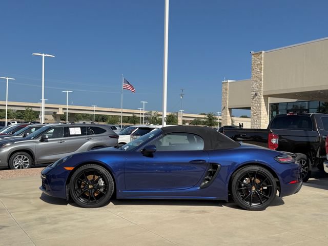 Used 2020 Porsche 718 Boxster RWD image 7