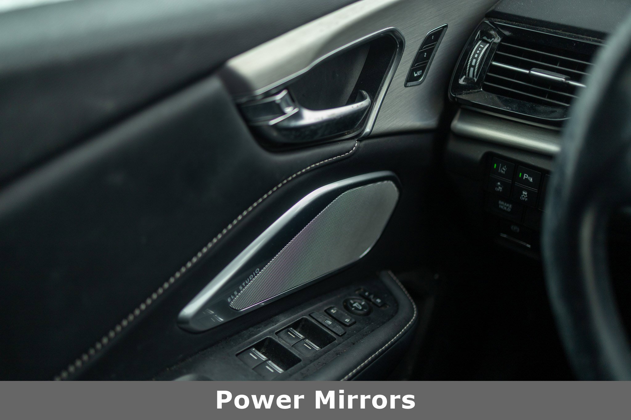 Used 2019 Acura RDX AWD w/ Technology Package image 15