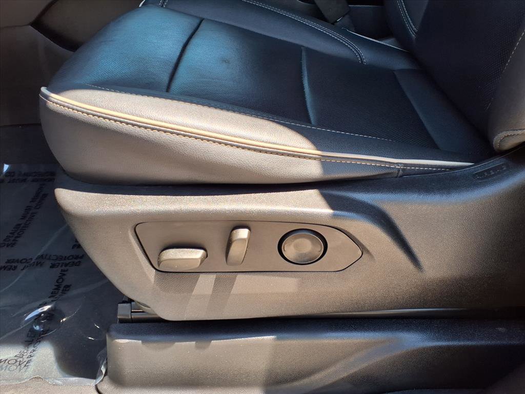 Used 2022 Chevrolet Suburban Premier AWD/4WD image 22