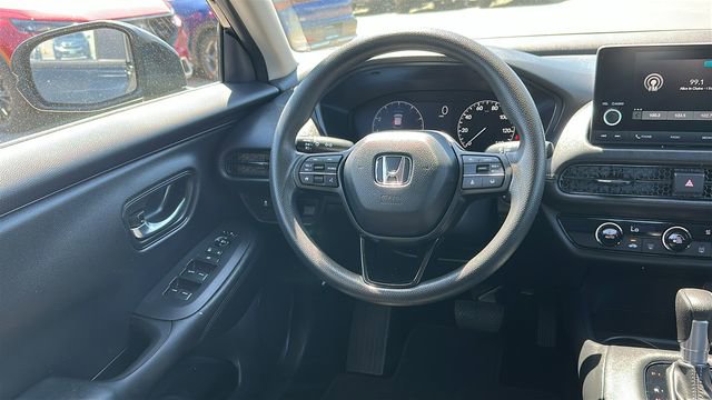 Used 2023 Honda HR-V LX image 22