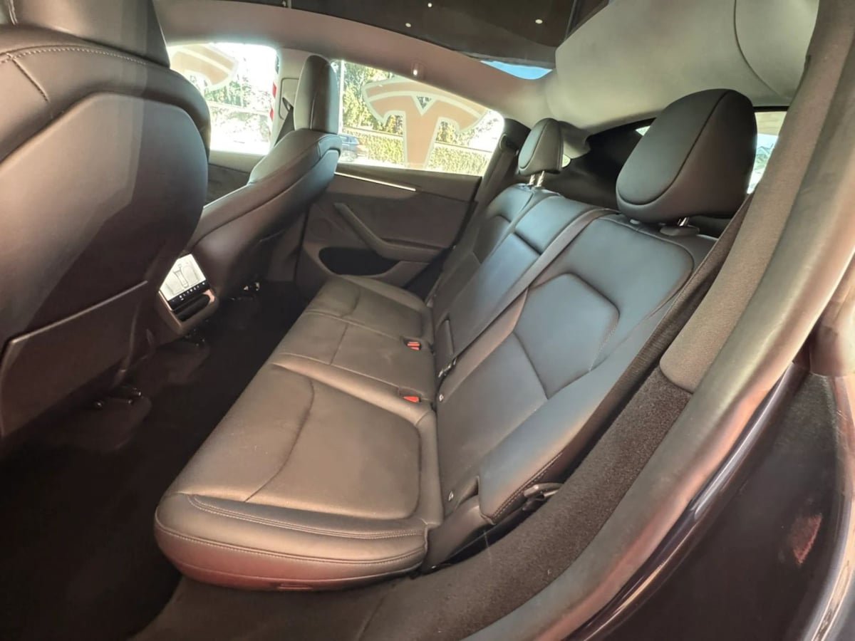 Used 2026 Tesla Model Y AWD image 9