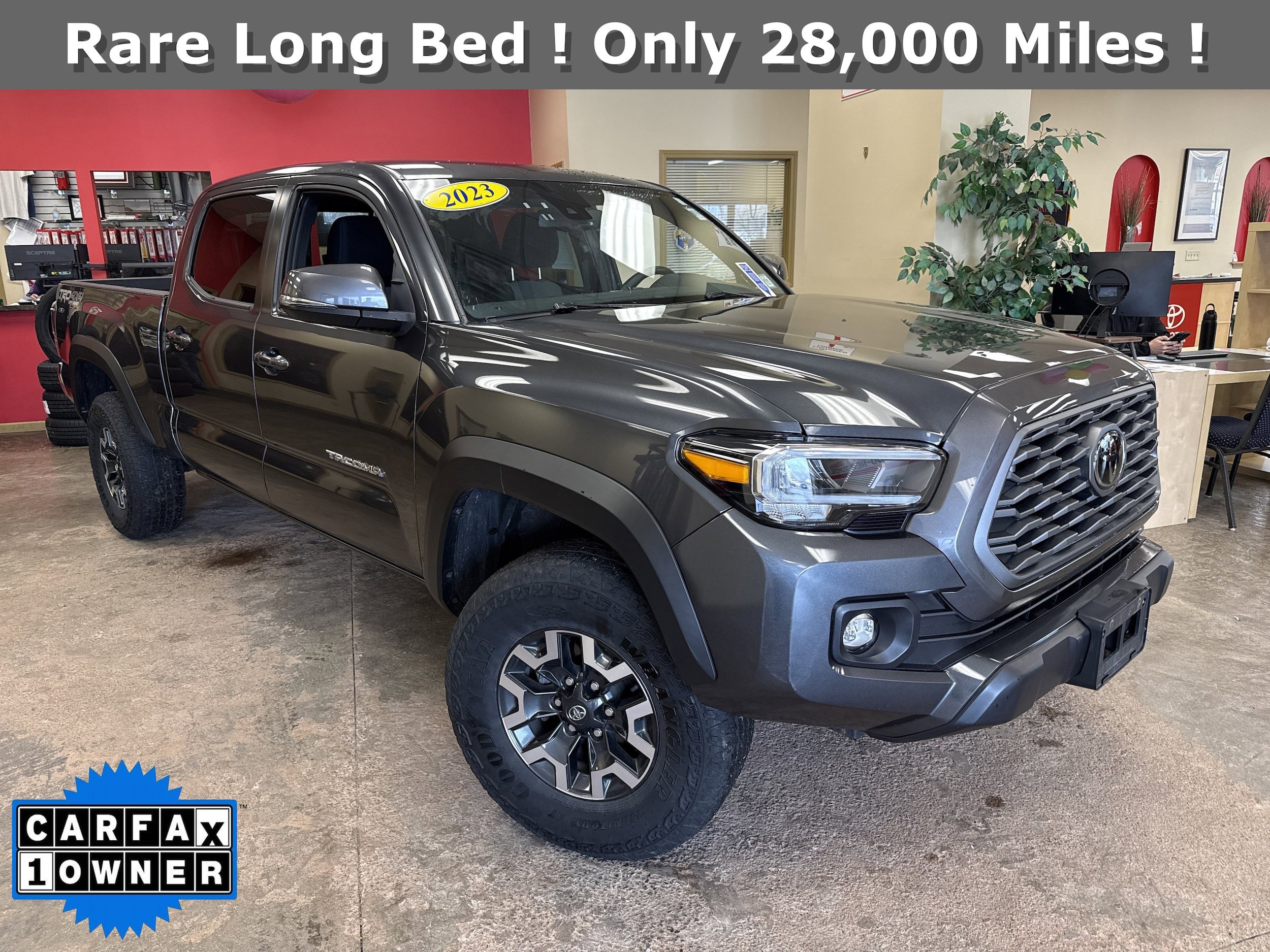Used 2023 Toyota Tacoma TRD Off-Road AWD/4WD video 1