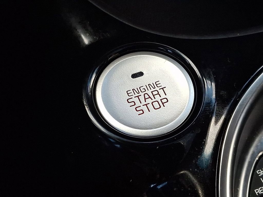 Certified 2019 Kia Soul + w/ Primo Package image 24