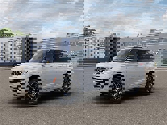 New 2026 Jeep Grand Cherokee Summit w/ Adv Protech Group IV image 13