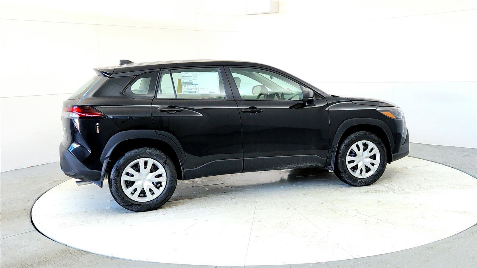 New 2026 Toyota Corolla Cross L image 6