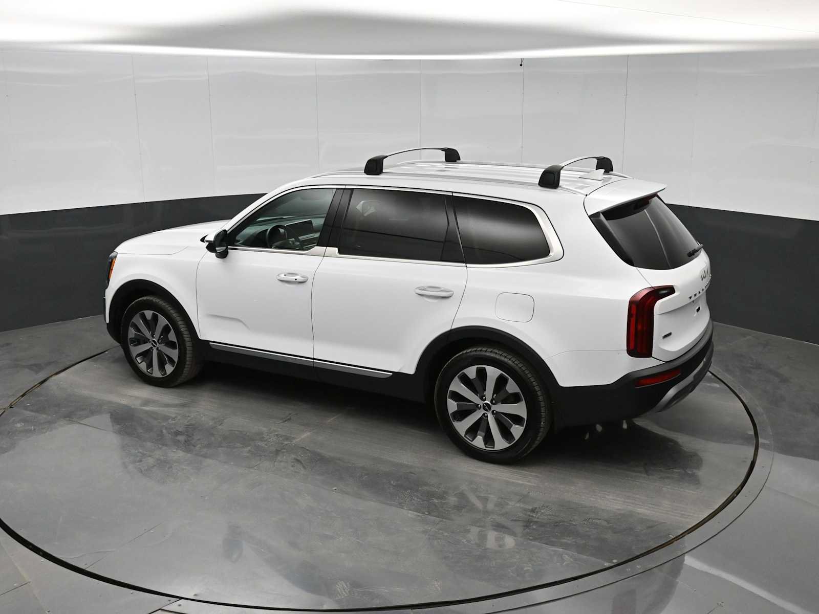 Used 2022 Kia Telluride S AWD/4WD image 33