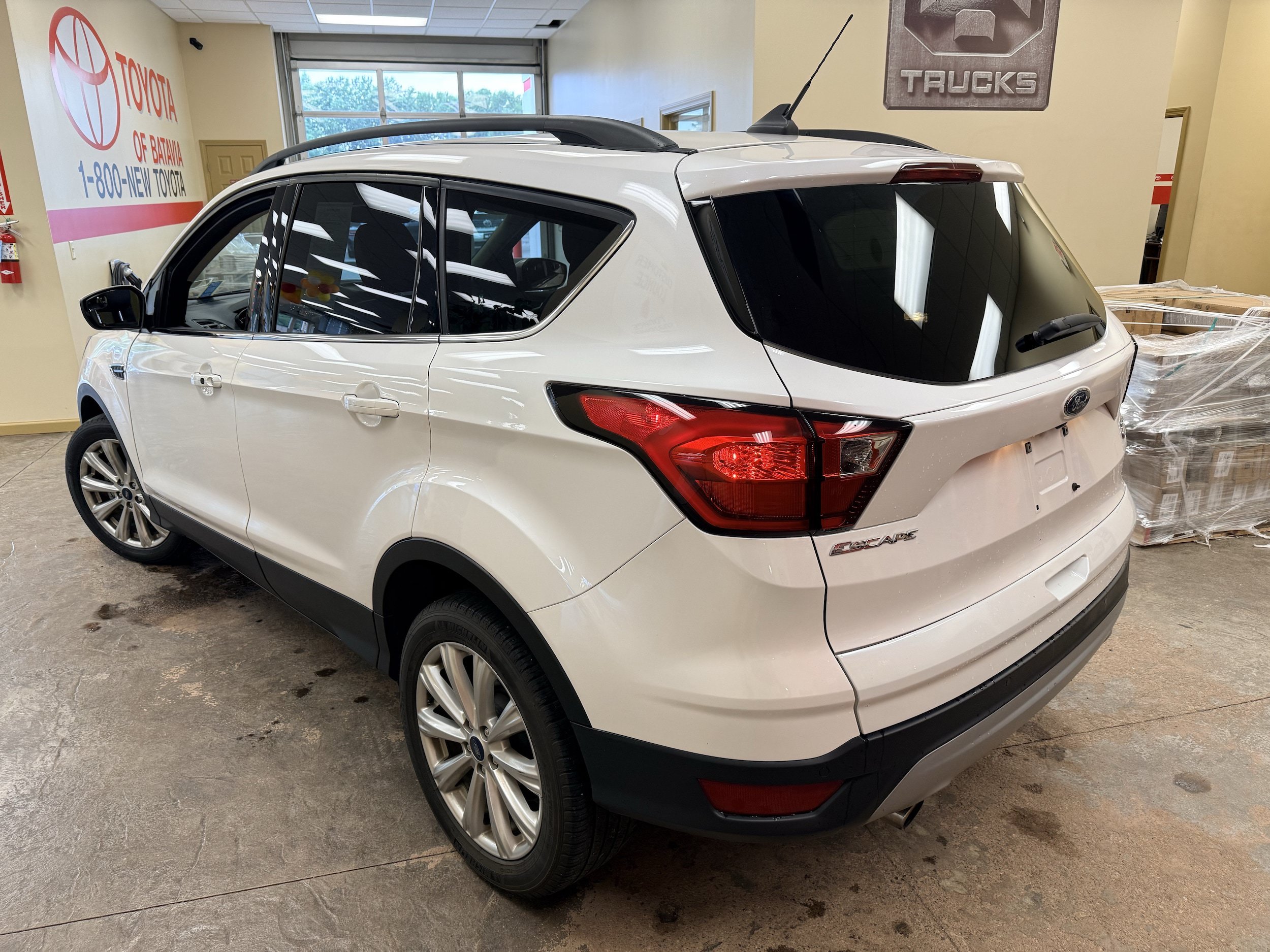 Used 2019 Ford Escape SEL AWD/4WD image 12