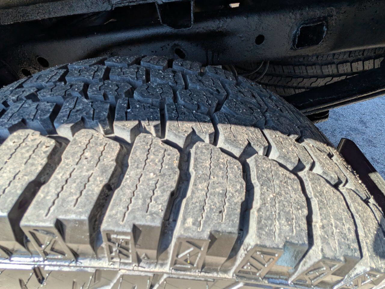 Used 2014 Ford F150 STX w/ Equipment Group 201A Mid image 10