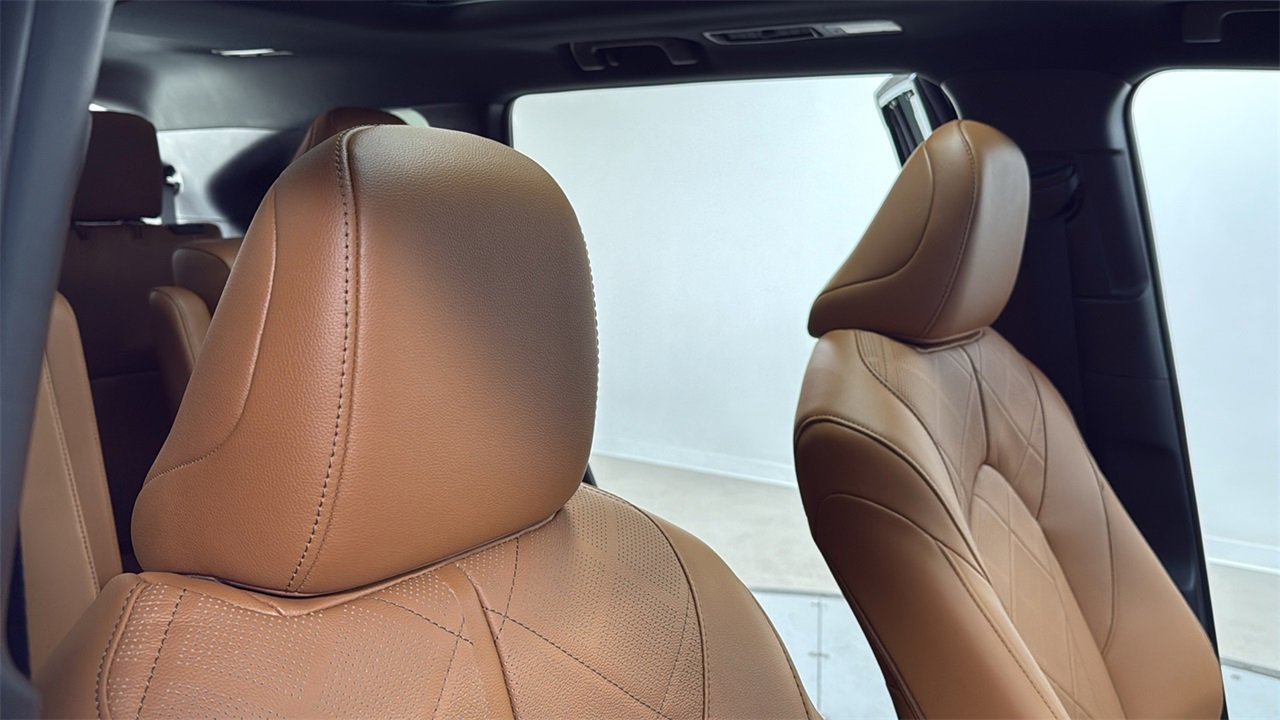 New 2026 Toyota Highlander Platinum image 20