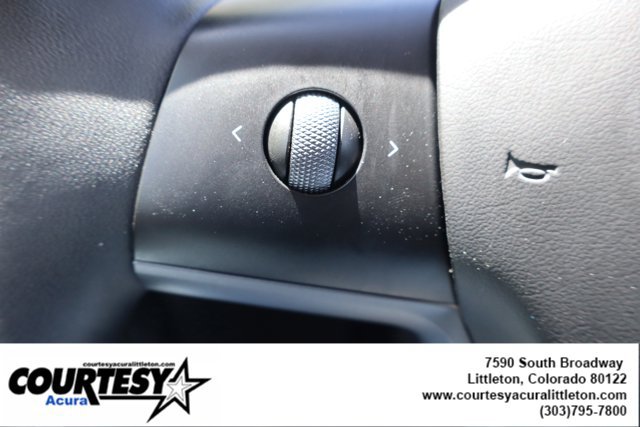 Used 2024 Tesla Model Y Long Range AWD/4WD image 13