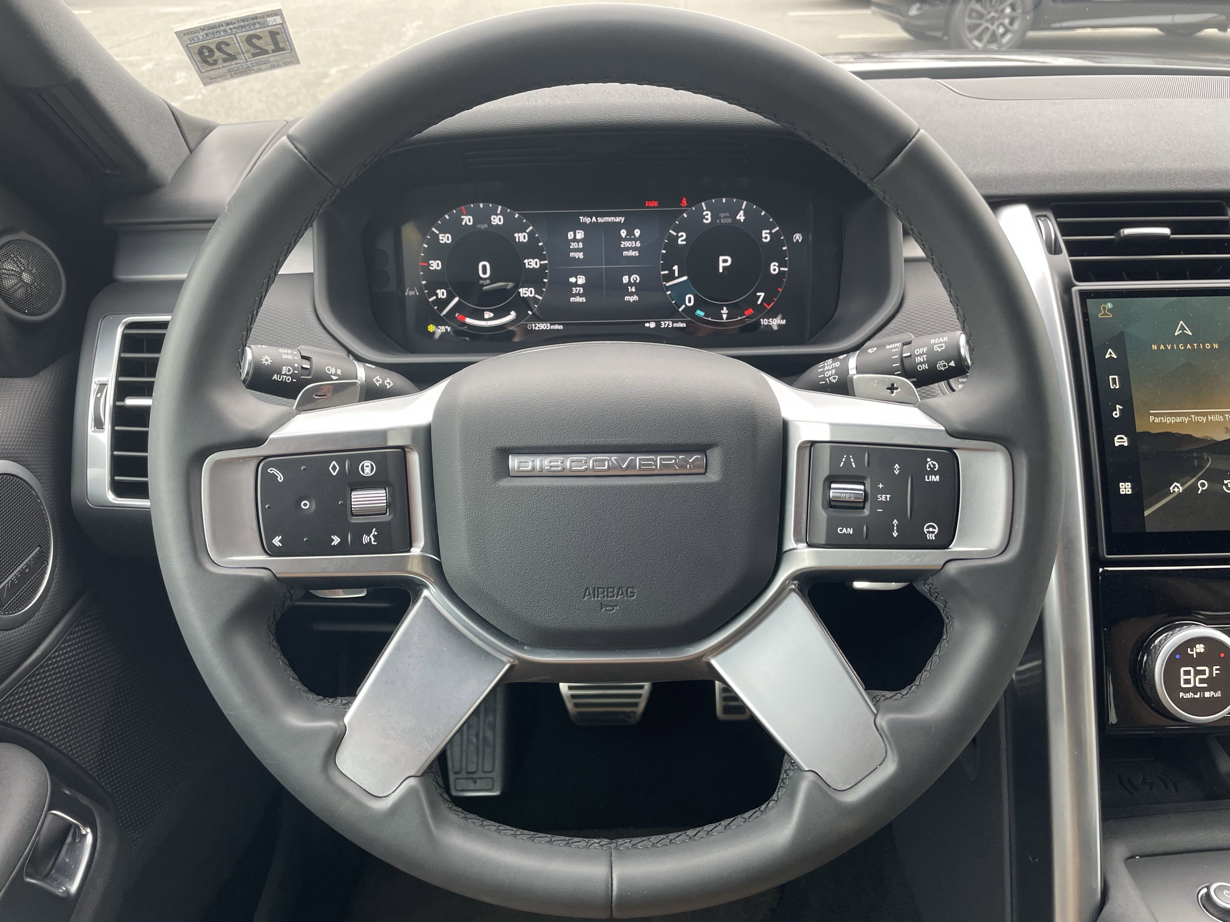 Certified 2024 Land Rover Discovery Dynamic SE image 21