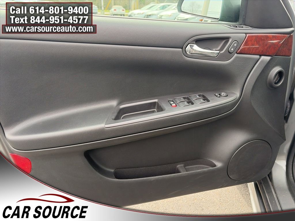 Used 2009 Chevrolet Impala LT FWD image 13
