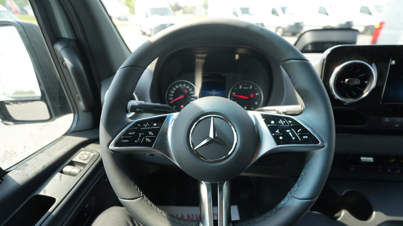New 2026 Mercedes-Benz Sprinter 2500 image 13