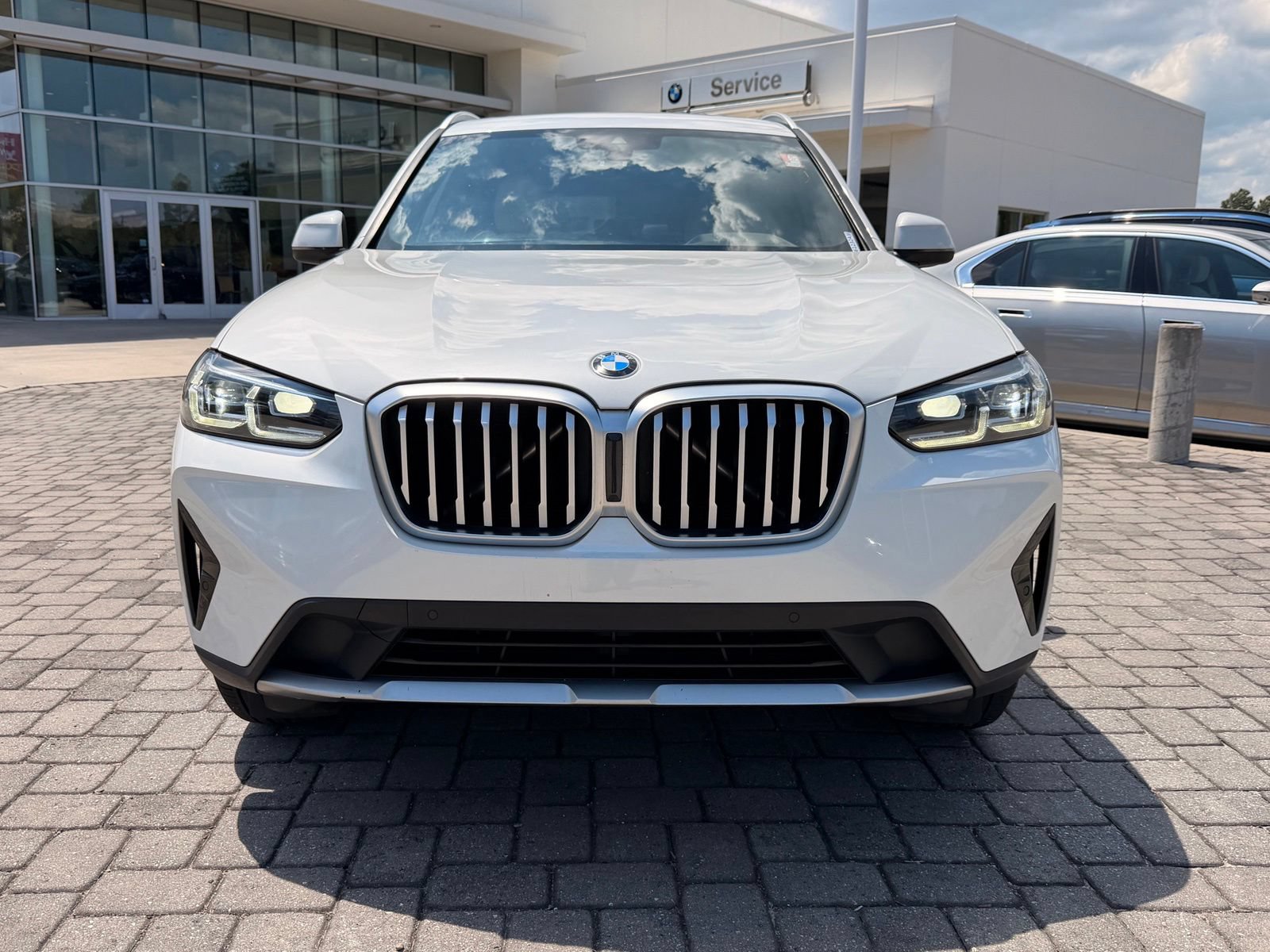 Used 2022 BMW X3 xDrive30i AWD/4WD image 6