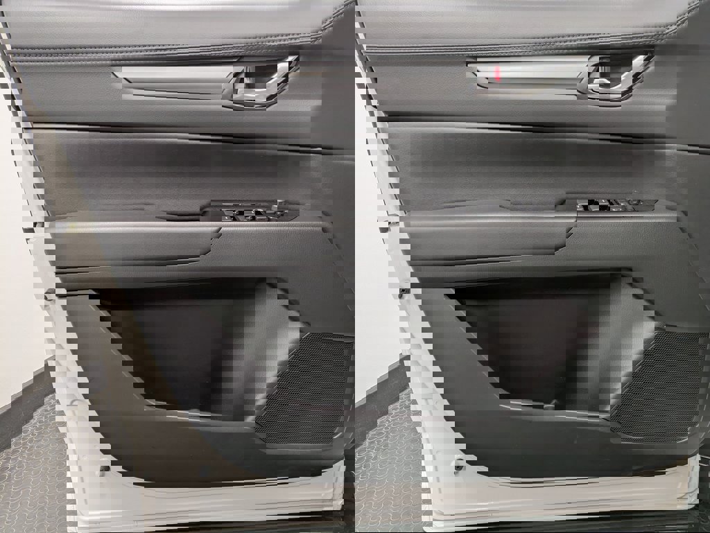 Certified 2023 MAZDA CX-5 AWD 2.5 S w/ Preferred Package image 8