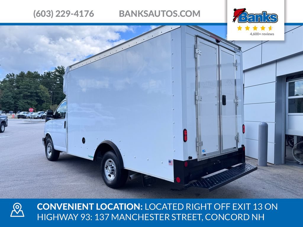 Used 2025 Chevrolet Express 3500 w/ Power Convenience Package RWD image 5