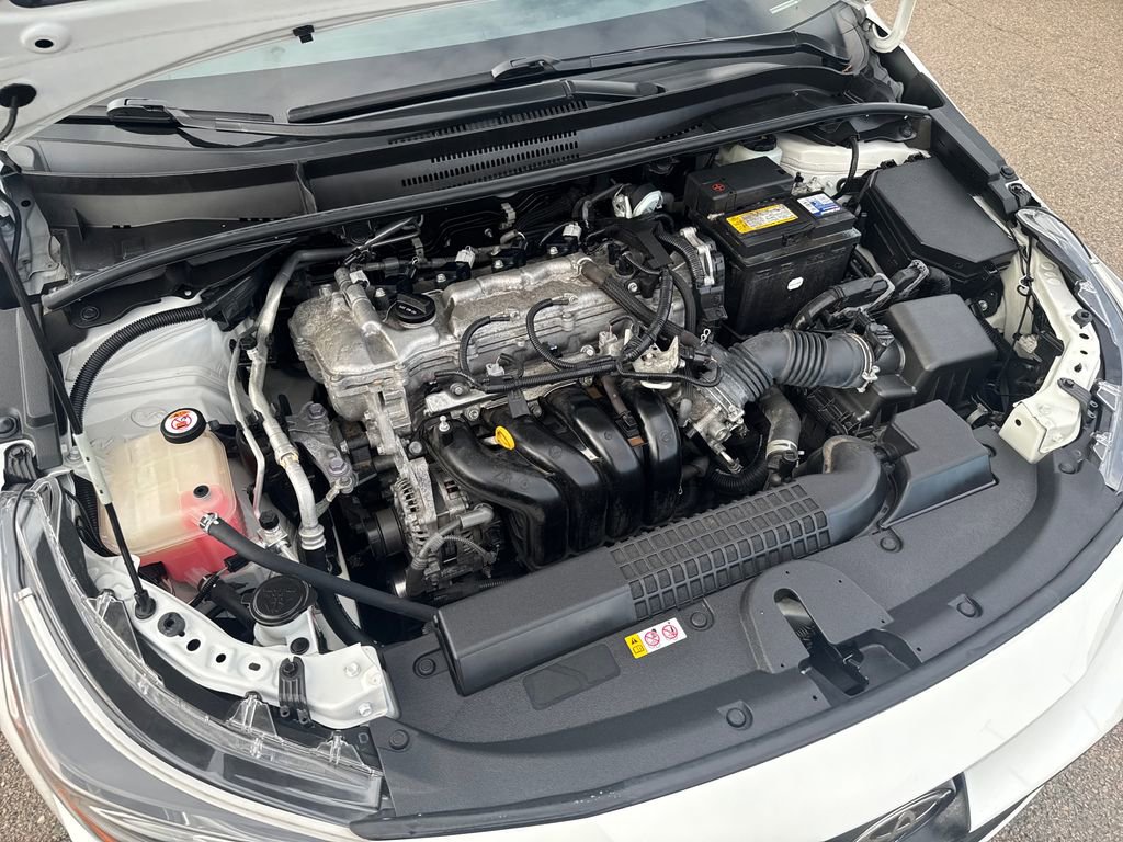 Used 2020 Toyota Corolla LE FWD image 40