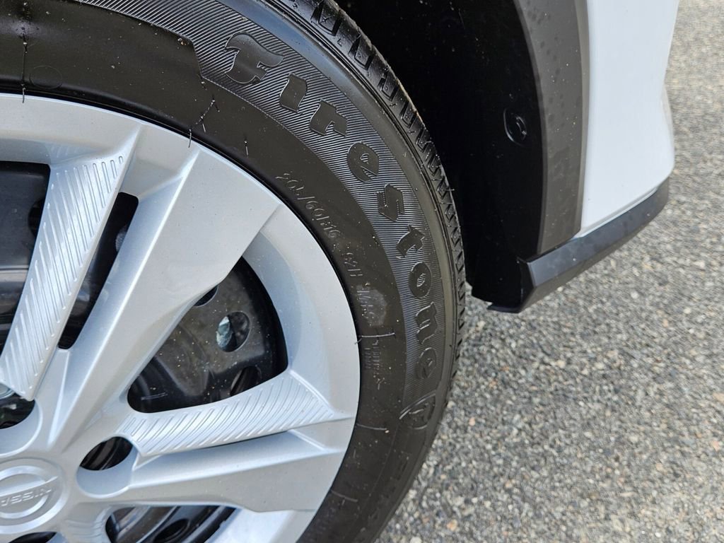 New 2025 Nissan Kicks Play S image 15